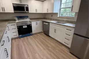 370 Flagami Blvd, Miami, FL 33144 - Photo 4