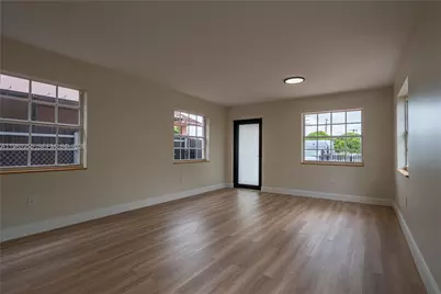 370 Flagami Blvd, Miami, FL 33144 - Photo 6