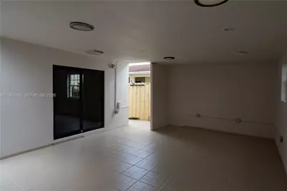 370 Flagami Blvd, Miami, FL 33144 - Photo 38