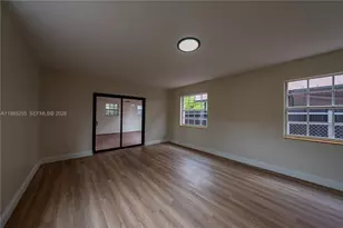 370 Flagami Blvd, Miami, FL 33144 - Photo 8