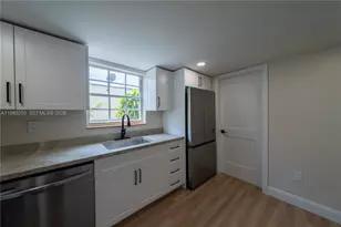 370 Flagami Blvd, Miami, FL 33144 - Photo 4