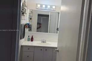 100 Lincoln Rd, Miami Beach, FL 33139 - Photo 6