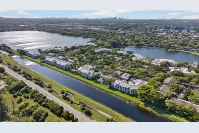 3001 N Oakland Forest Dr #302, Oakland Park, FL 33309 - Photo 36