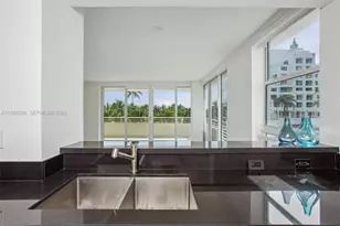 200 Ocean Dr, Miami Beach, FL 33139 - Photo 18