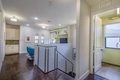 9602 W 35th Ln #0, Hialeah, FL 33018 - Photo 12