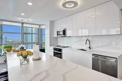 19101 NE 36th Ct #1805, Aventura, FL 33180 - Photo 34