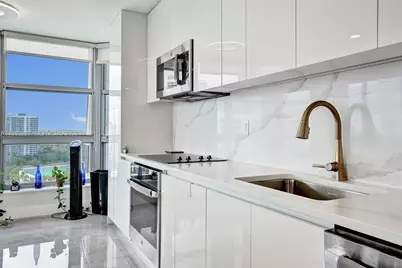 19101 NE 36th Ct #1805, Aventura, FL 33180 - Photo 38