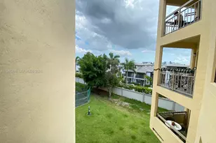 8290 Lake Dr, Doral, FL 33166 - Photo 20