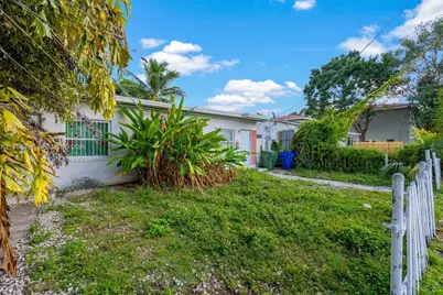 5631 NW 5th Ct, Miami, FL 33127 - Photo 4