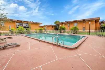 9467 SW 76th St #Q3, Miami, FL 33173 - Photo 16