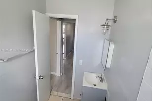 1720 NW 1st Pl, Miami, FL 33136 - Photo 8