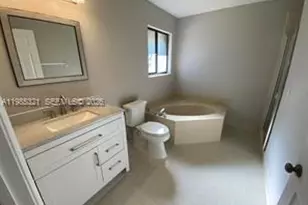 23 W Lexington Ln, Palm Beach Gardens, FL 33418 - Photo 12