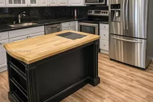 23 W Lexington Ln, Palm Beach Gardens, FL 33418 - Photo 4