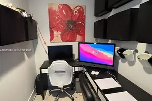 2950 NE 188th St, Aventura, FL 33180 - Photo 10