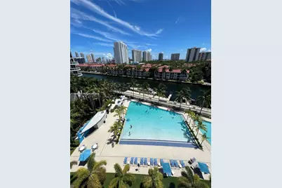 2950 NE 188th St #543, Aventura, FL 33180 - Photo 4