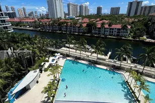 2950 NE 188th St, Aventura, FL 33180 - Photo 4