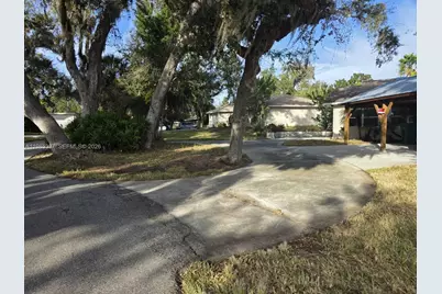 3661 Bernice Ln, Sarasota, FL 34238 - Photo 2