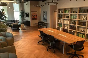 121 NE 5th St, Miami, FL 33132 - Photo 38