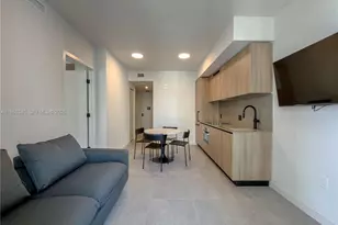 121 NE 5th St, Miami, FL 33132 - Photo 6