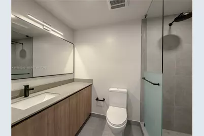 121 NE 5th St #2211, Miami, FL 33132 - Photo 20