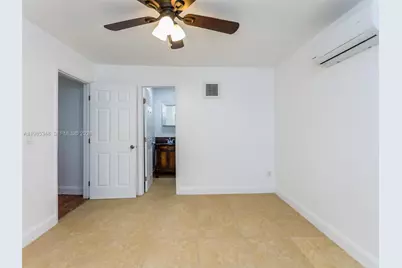 6300 NW 41st St, Virginia Gardens, FL 33166 - Photo 16