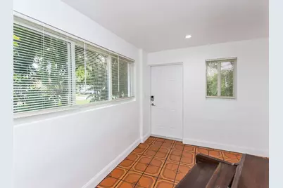 6300 NW 41st St, Virginia Gardens, FL 33166 - Photo 4