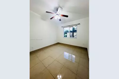 3380 NE 9th St #203, Homestead, FL 33033 - Photo 10