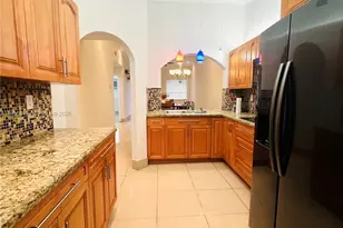 3380 NE 9th St, Homestead, FL 33033 - Photo 12