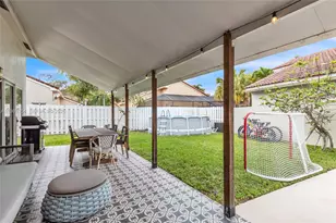 12742 NW 11th Pl, Sunrise, FL 33323 - Photo 12