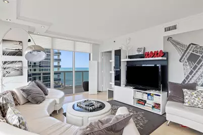 [Address not provided], Hallandale Beach, FL 33009 - Photo 2