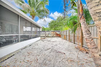 3042 NE 13th Ave, Oakland Park, FL 33334 - Photo 16