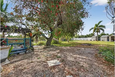 20211 NW 4th Ave, Miami Gardens, FL 33169 - Photo 32