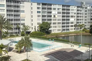 1780 NE 191st St, Miami, FL 33179 - Photo 16