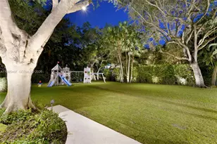 4550 Sunset Dr, Coral Gables, FL 33143 - Photo 58