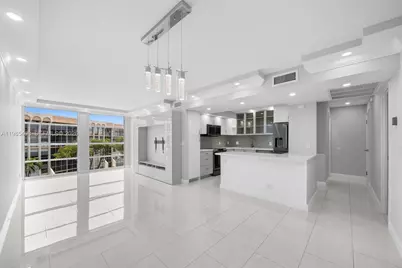 701 Three Islands Blvd #411, Hallandale Beach, FL 33009 - Photo 2