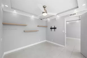 701 Three Islands Boulevard, Hallandale Beach, FL 33009 - Photo 14