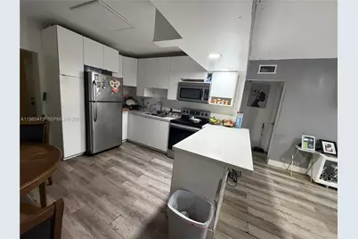 2101 NW 93rd Ter, Miami, FL 33147 - Photo 6