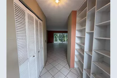 1000 NE 14th Ave #201, Hallandale Beach, FL 33009 - Photo 16