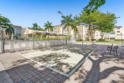 2811 Somerset Dr #405, Lauderdale Lakes, FL 33311 - Photo 42