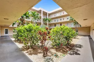 2811 Somerset Dr, Lauderdale Lakes, FL 33311 - Photo 34