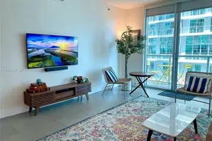 55 SE 6th St, Miami, FL 33131 - Photo 2