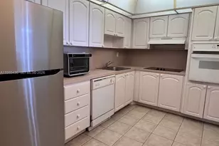 19380 Collins Ave, Sunny Isles Beach, FL 33160 - Photo 2