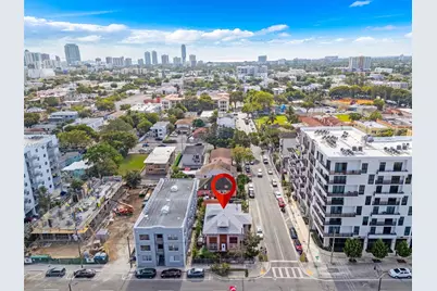 676 SW 1st St, Miami, FL 33130 - Photo 1