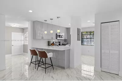 3549 Magellan Cir #418, Aventura, FL 33180 - Photo 4