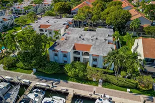 3549 Magellan Cir, Aventura, FL 33180 - Photo 50