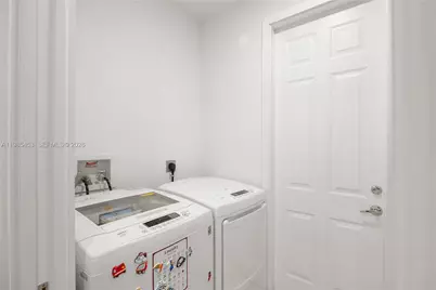 8600 SW 139th Ter, Palmetto Bay, FL 33158 - Photo 14