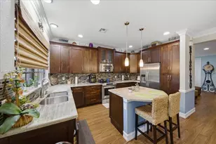 110 E Riverwalk Cir E, Plantation, FL 33325 - Photo 10