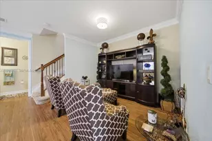 110 E Riverwalk Cir E, Plantation, FL 33325 - Photo 6