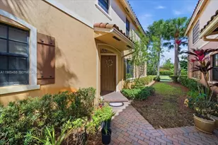 110 E Riverwalk Cir E, Plantation, FL 33325 - Photo 20