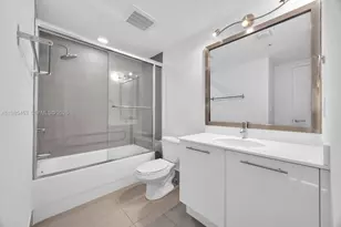 92 SW 3rd St, Miami, FL 33130 - Photo 20